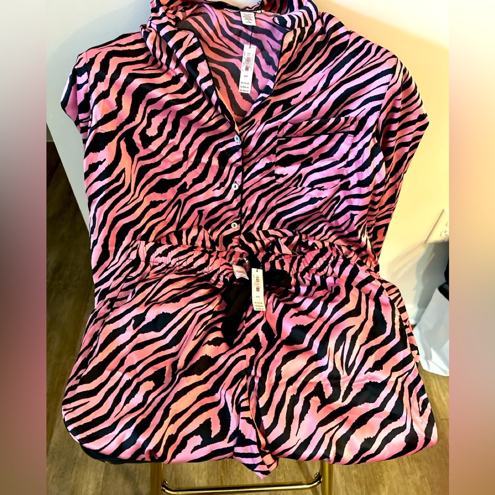 Victoria Secret 2 piece pajama set size Medium